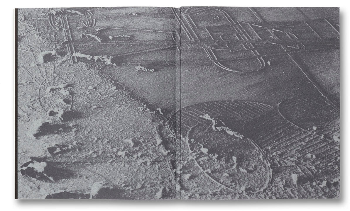 a Handful of Dust (First edition) - Image 34
