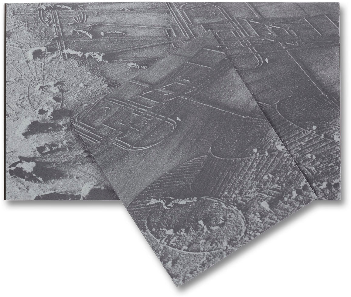 a Handful of Dust (First edition) - Image 48